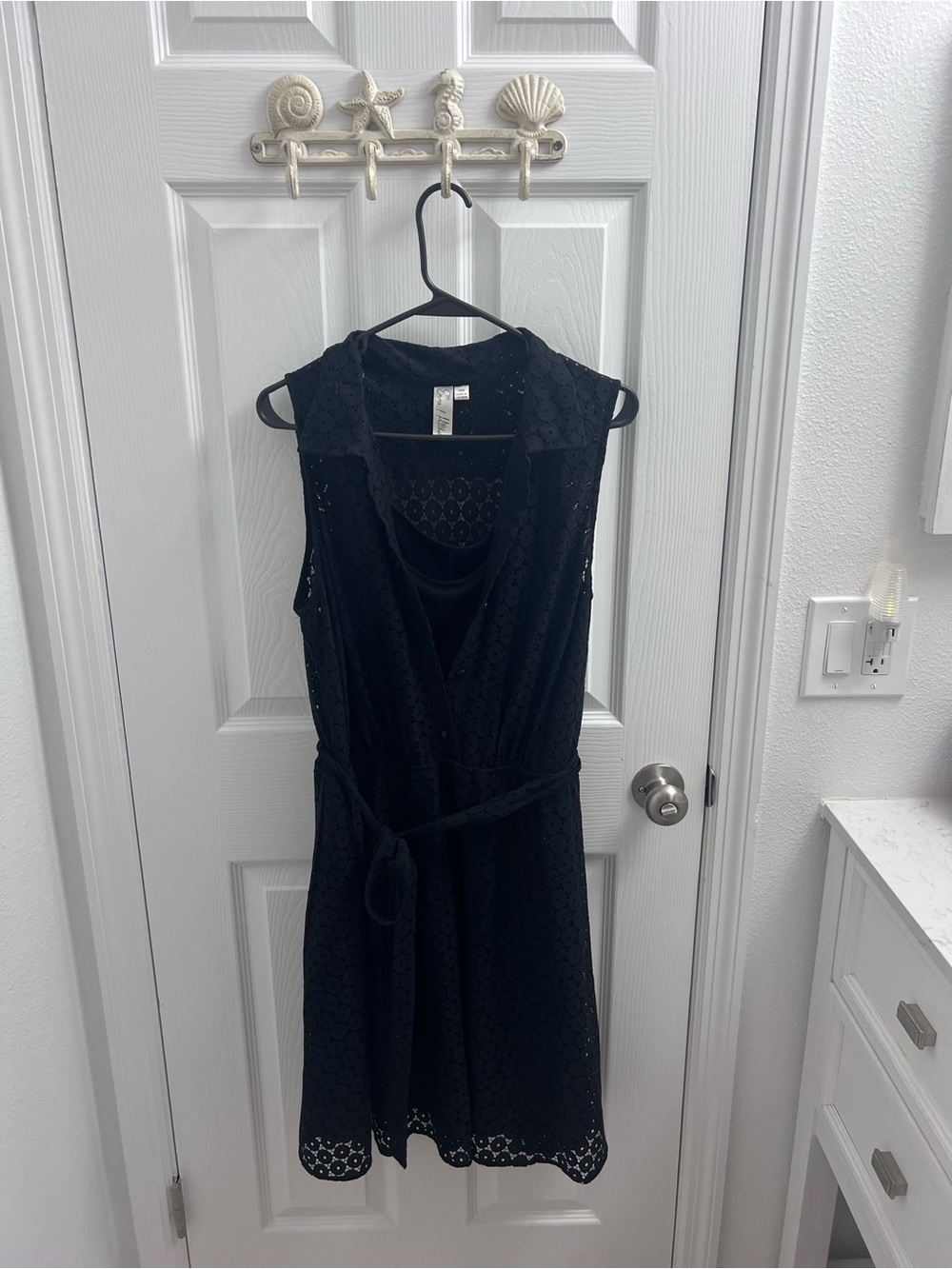 Emma & Michele Black Sleeveless Eyelet Lace Mini Dress with Tie Size 14W